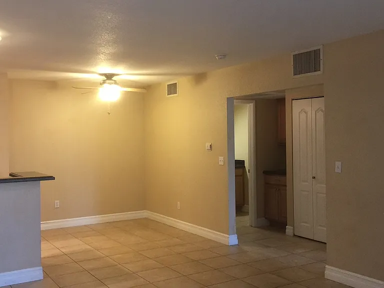 1900 Villa Palms Ct #103 — Photo 14