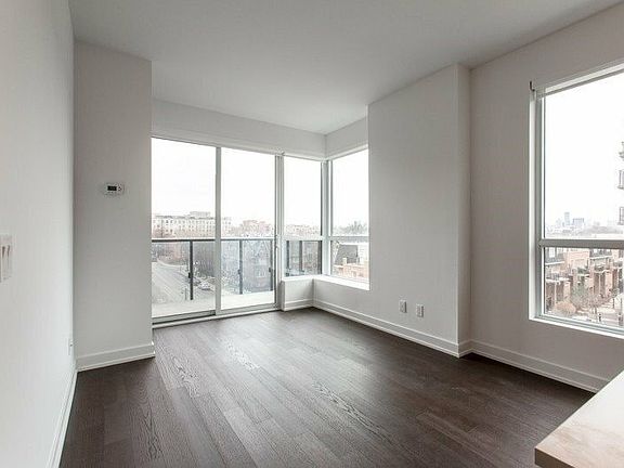 5th image of 1030 King St W #421