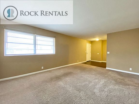 3rd image of 116 E 10th Ave APT 10