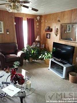 3rd image of 1507 W Villaret Blvd