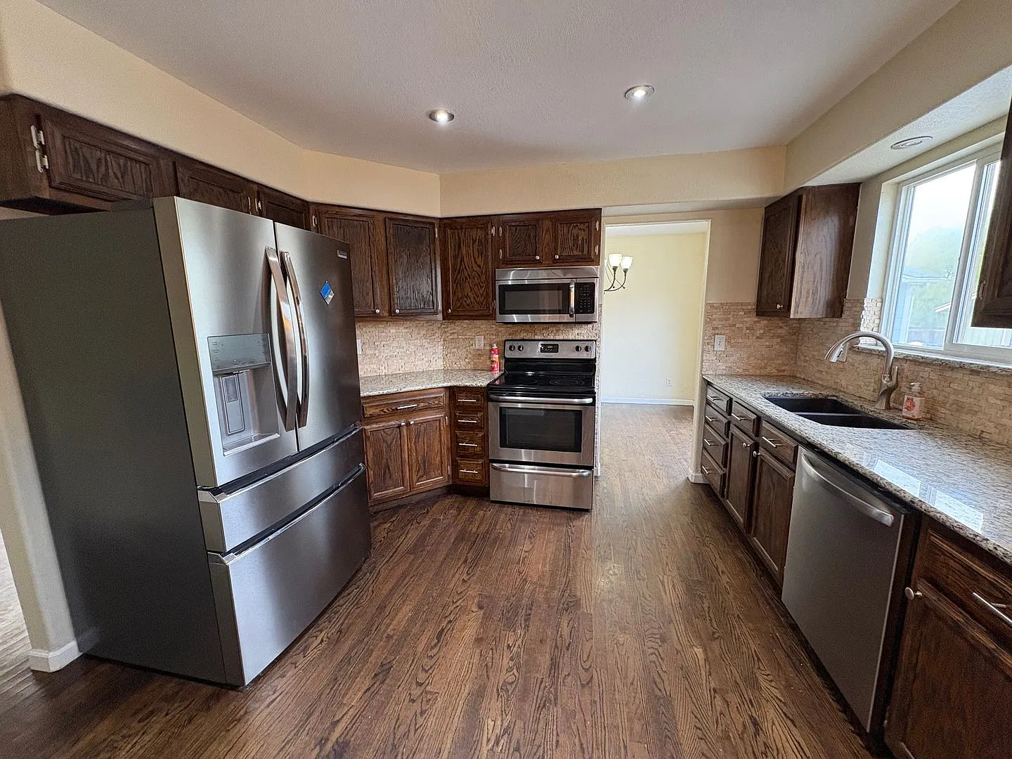 Beautiful Home Close To Fort Carson, Schriever Sfb & Peterson Sfb — Photo 4