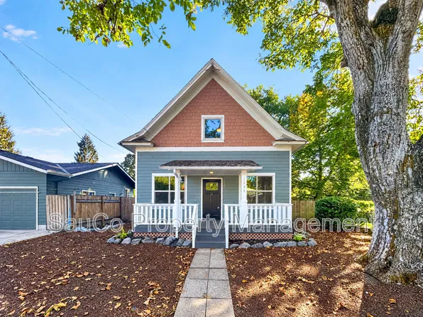 1499 S Beech St, Cornelius, OR 97113