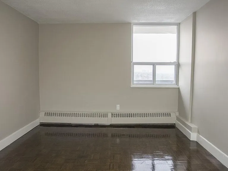 2185 Sheridan Park Dr — Photo 42