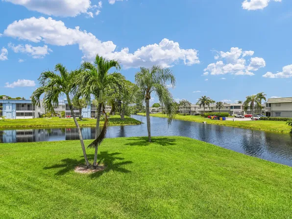 359 Saxony Trail #H, Delray Beach, FL 33446