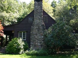 498 Glenford Wittenberg Rd, Bearsville, NY 12409