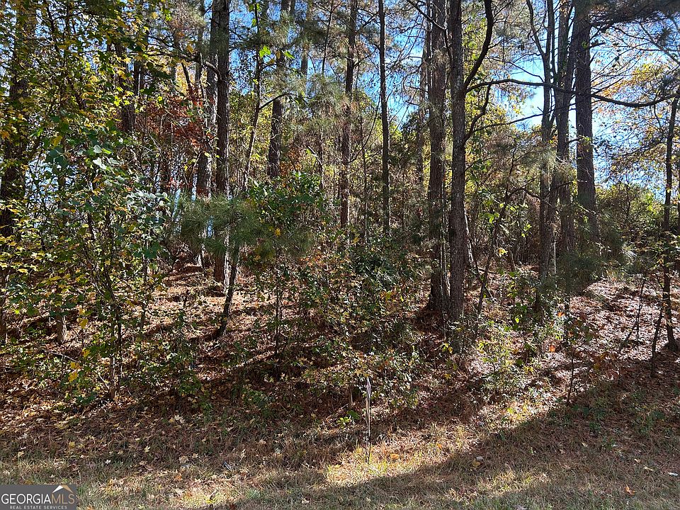 1st image of 2090 Lee Peters Rd