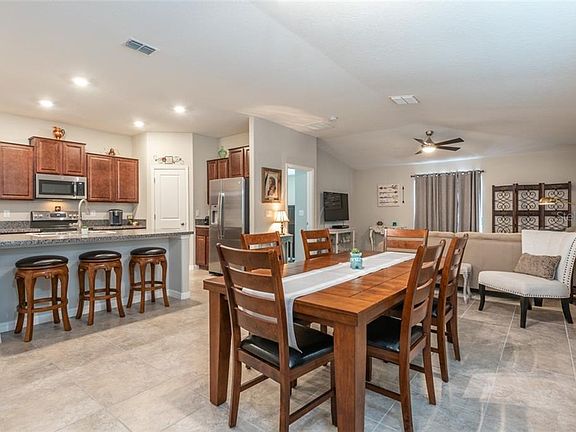 3rd image of 10409 Carloway Hills Dr
