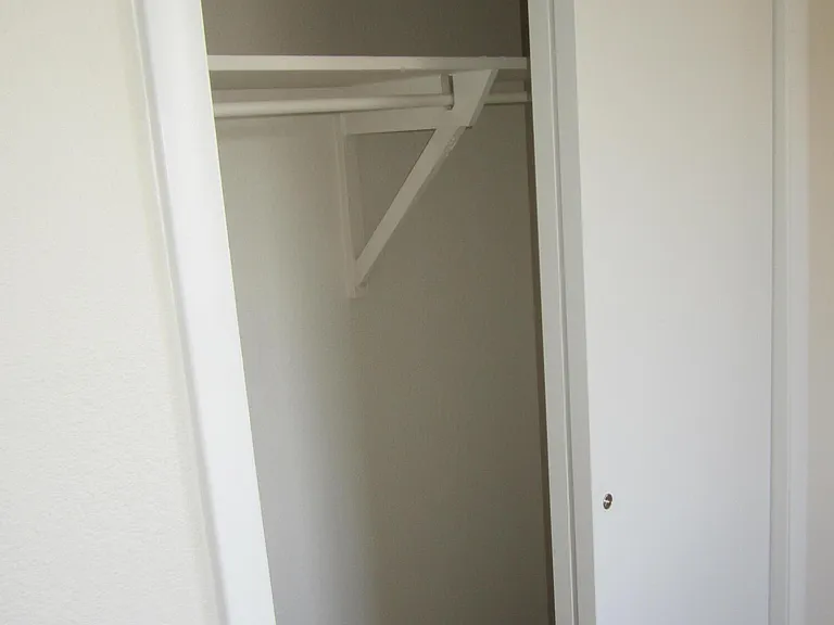 305 Corvena Way — Photo 47