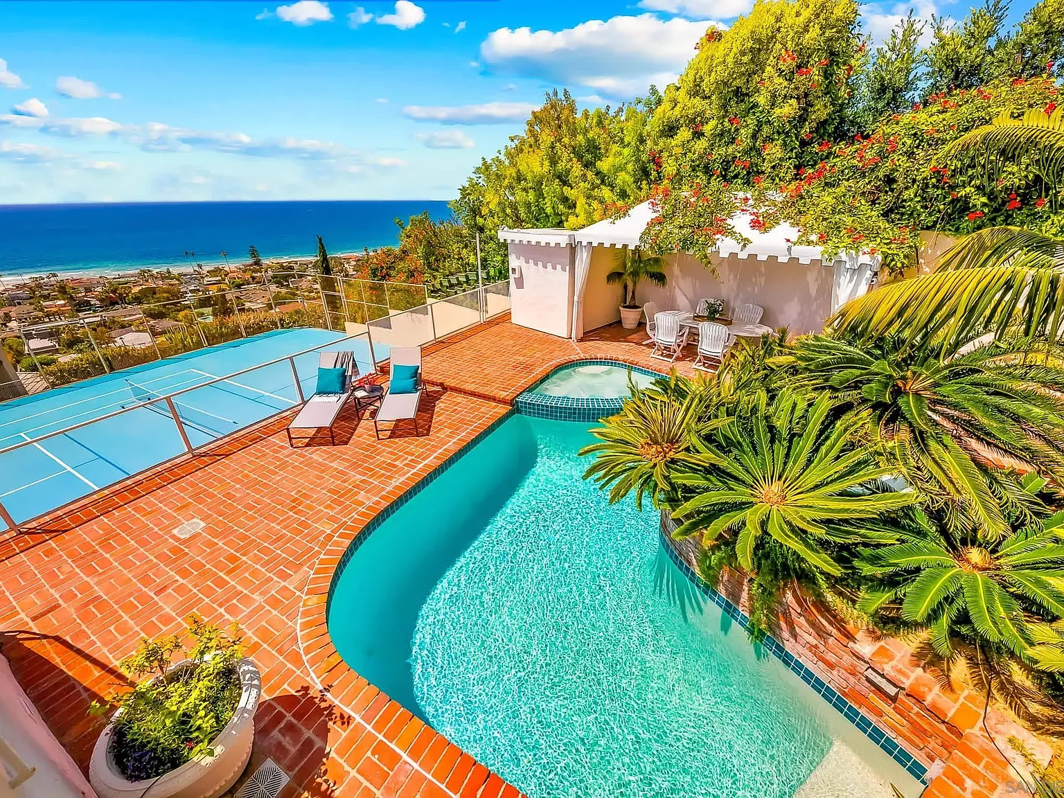 7 bed, 7.0 bath, 4533 sqft, $89,000 — Photo 4