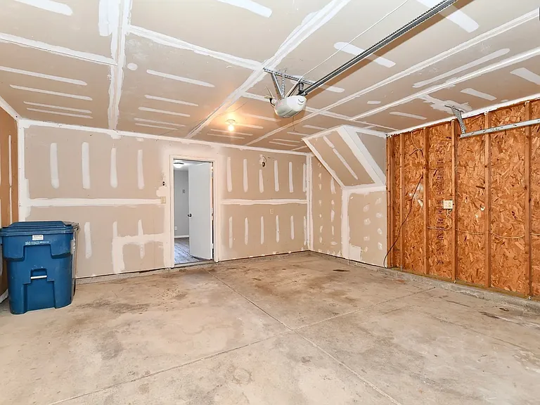 8030 Cork Bend Ln — Photo 24