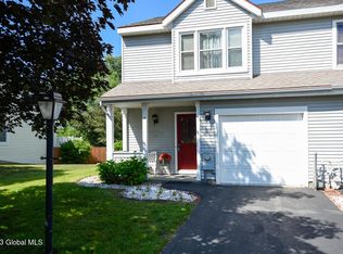 37 Plaza Ave, Rensselaer, NY 12144