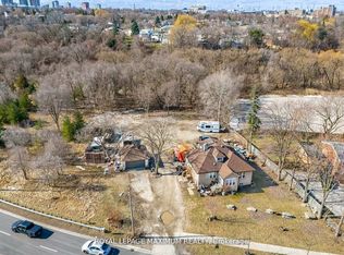 255 Albion Rd, Toronto, ON M9W 3P1