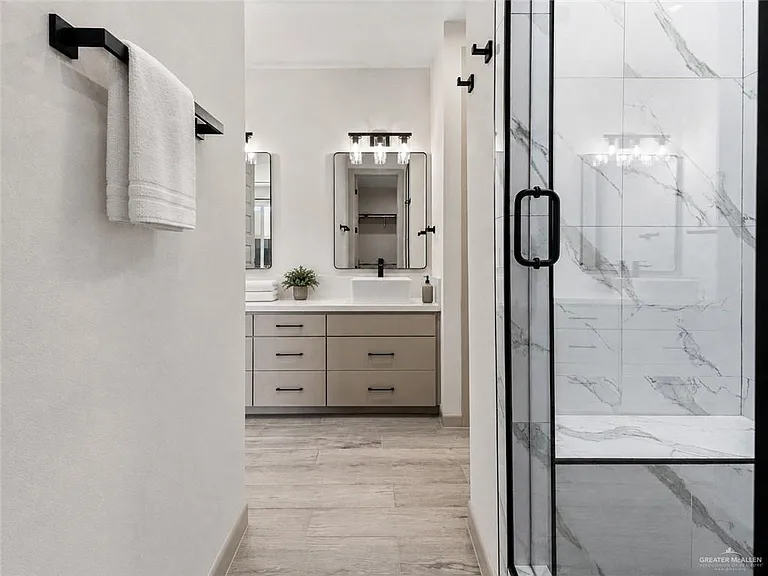 207 Canary Ave — Photo 14