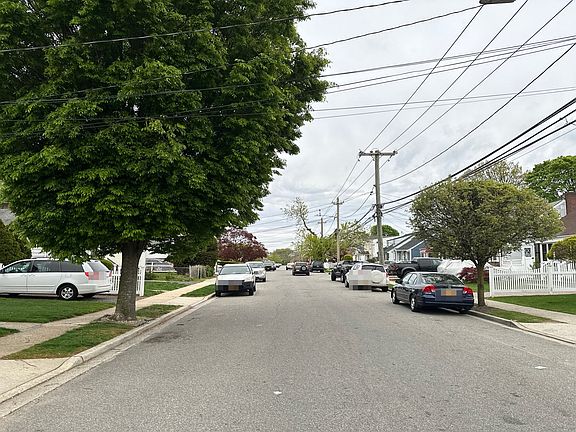 4th image of 305 Chester St