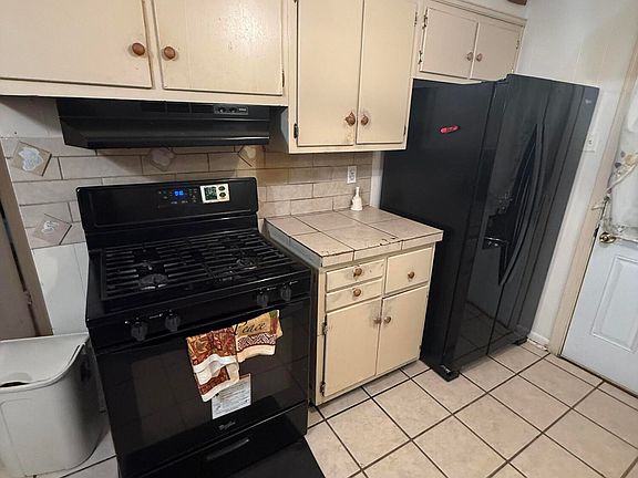 5th image of 1044 Baskin Dr