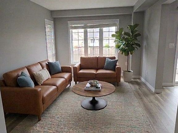 3rd image of 1521 Dunkirk Ave