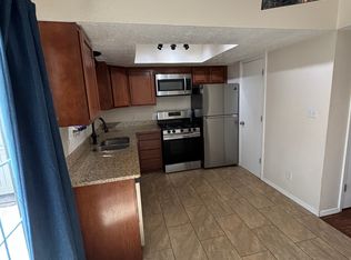 700 Fruit Ave NW APT H, Albuquerque, NM 87102