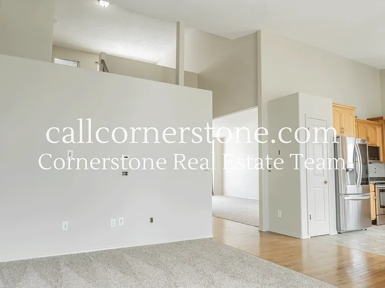 4640 Kashmire Dr — Photo 10