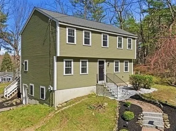 1 Jessica Ln, Hudson, NH 03051
