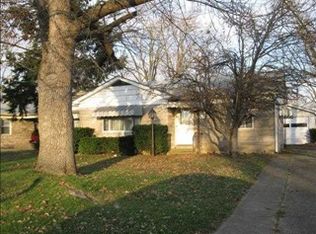 209 Roosevelt Dr, Greenfield, IN 46140