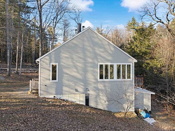 4th image of 236 Buckley Road