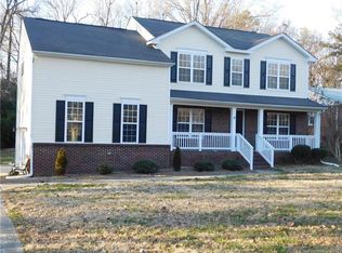 8210 Westbourne Dr, Charlotte, NC 28216