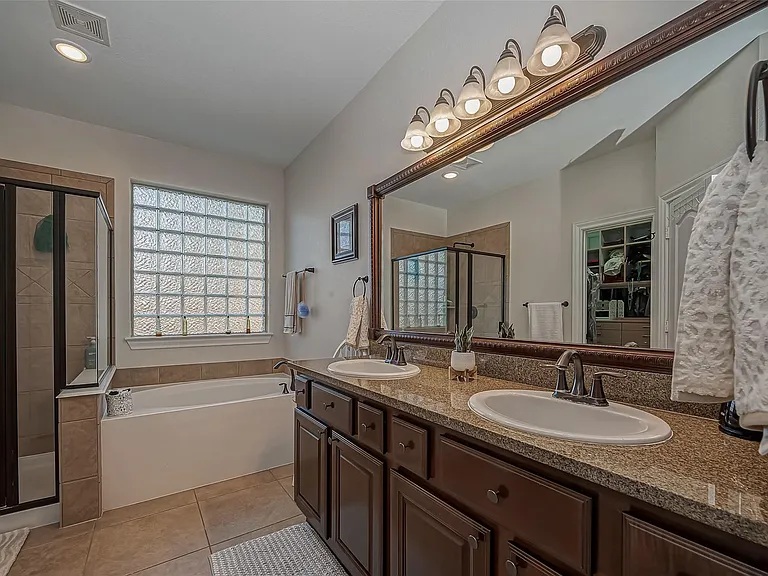 6306 Hidden Alley Dr — Photo 28