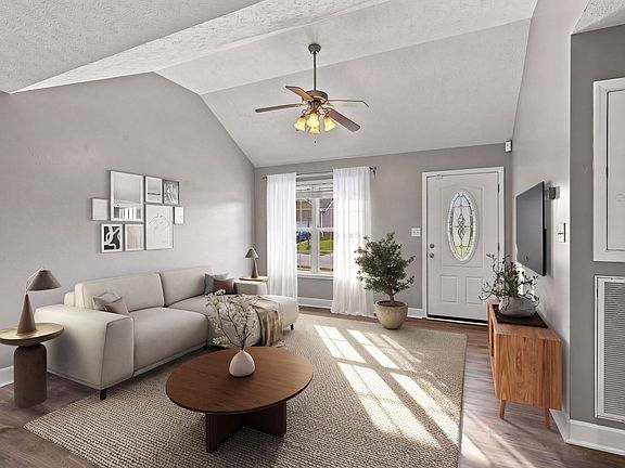 3rd image of 525 Fox Trot Dr