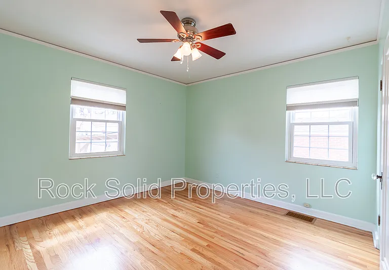 219 W 4th Ave — Photo 23