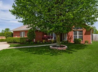 5301 S 45th St, Rogers, AR 72758