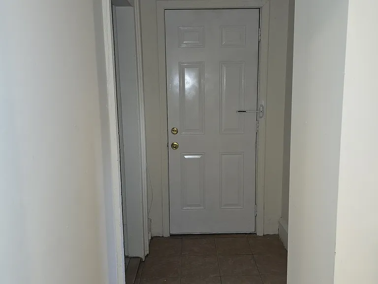 119 East Ave #2 — Photo 2