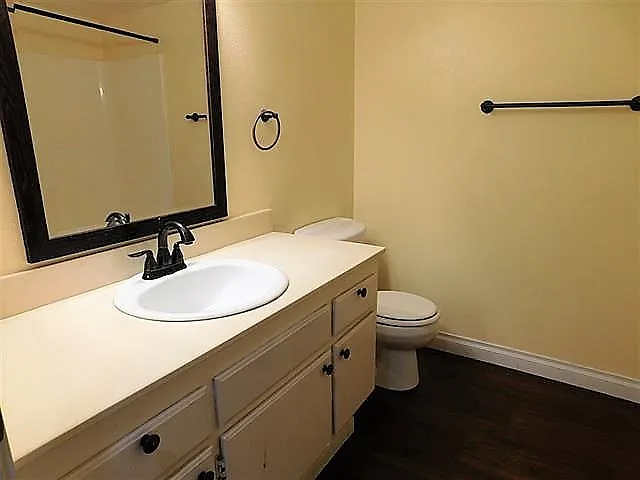 1651 S Juniper St #225 — Photo 10