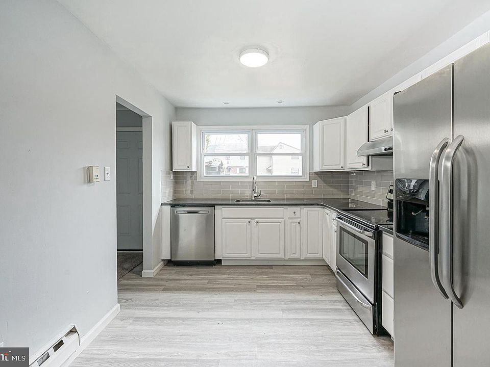 1st image of 15 Kings Rd
