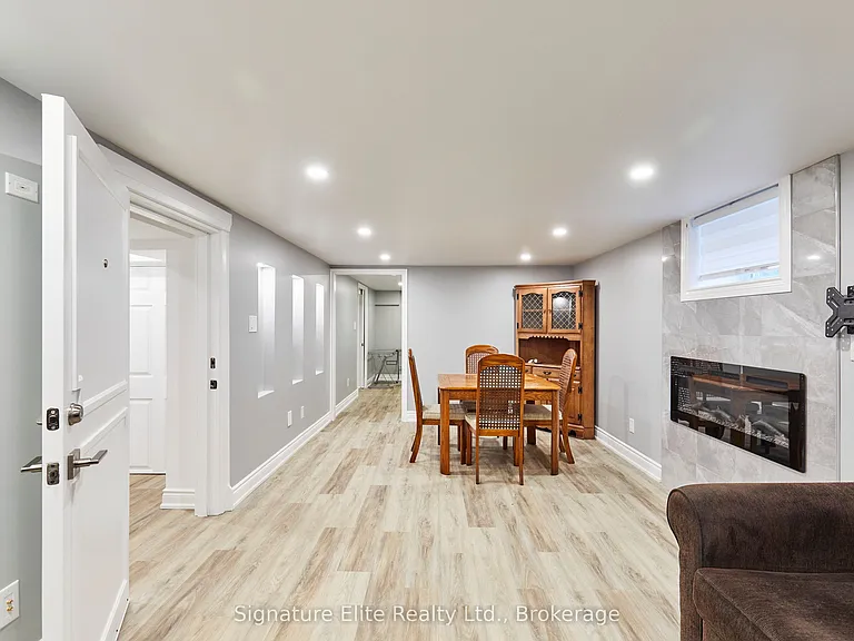 100A Kitchener Rd #LOWER — Photo 5