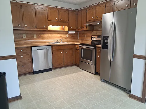 401 Charter Ct #401 Photo 1