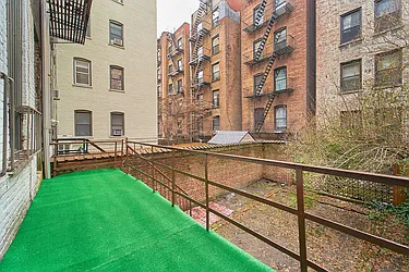 Rented by Living New York