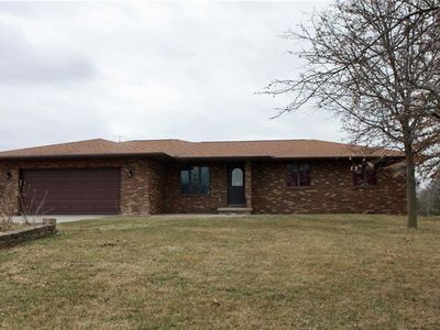 49483 270th Ave, Chariton, IA, 50049