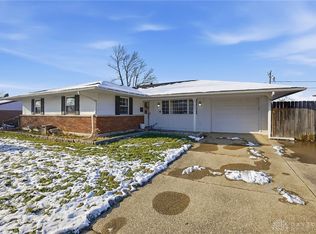 6033 Leycross Dr, Dayton, OH 45424