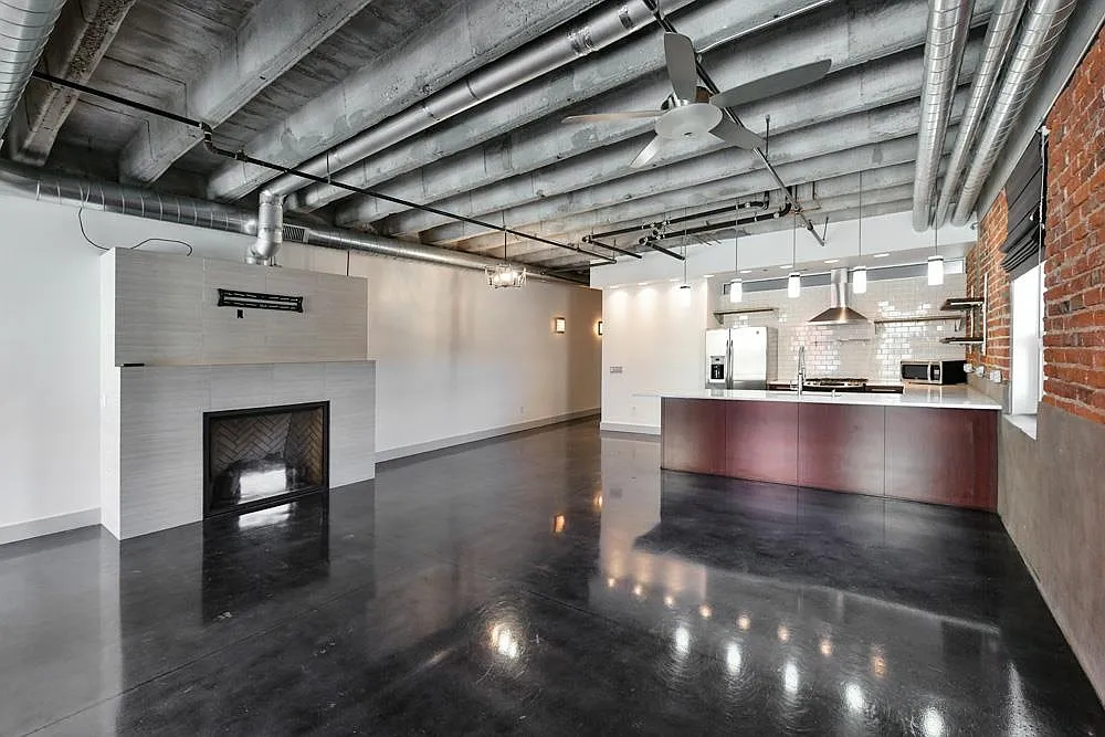 2 bed, 1688 sqft, $1,900 — Photo 4