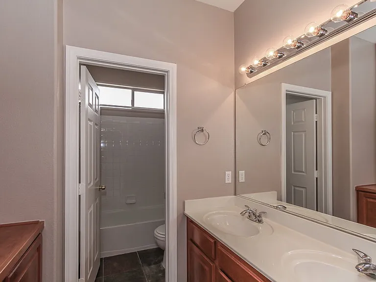 10602 Bonchester Hill St — Photo 14