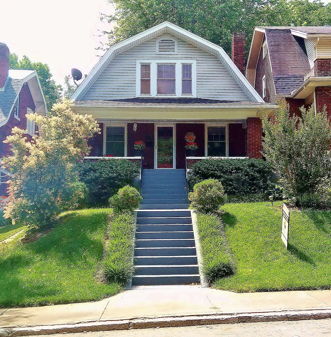 1642 Edenside Ave photo 1
