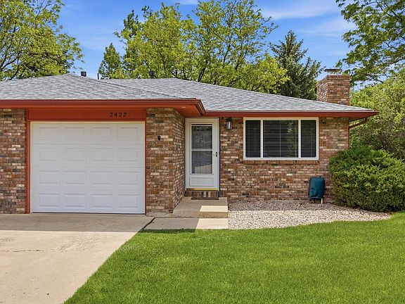 3rd image of 2420-2422 Fraser Ct