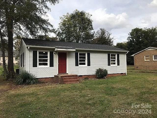 1st image of 704 Bridges Dr