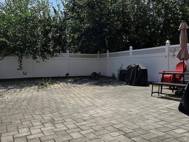 19 Crossgate Rd #0 — Photo 10
