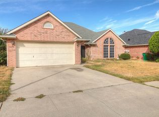 7409 Glen Dr, Watauga, TX 76148