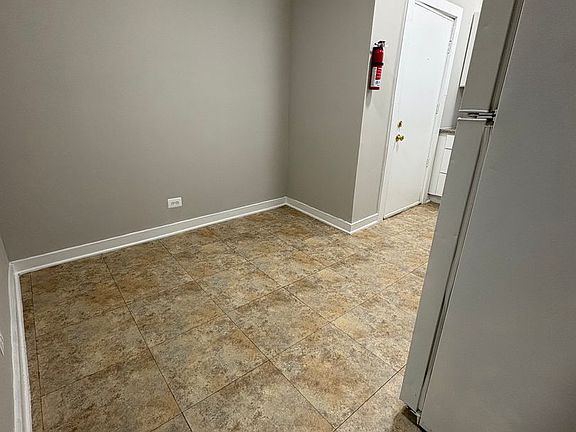 4th image of 5417 W Washington Blvd #115