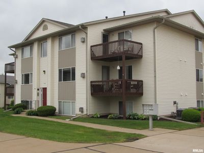 4186 Fairview Dr APT 5, Bettendorf, IA, 52722