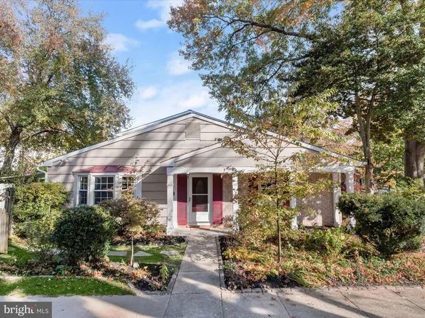 5470 Gloucester Rd, Columbia, MD 21044