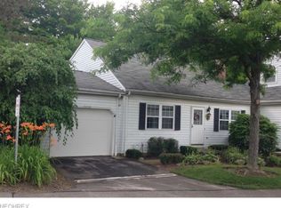 17630 E Brook Trl, Chagrin Falls, OH 44023