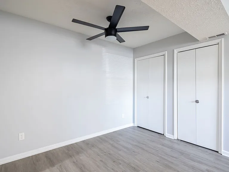 Grant Street Apartments — Photo 39